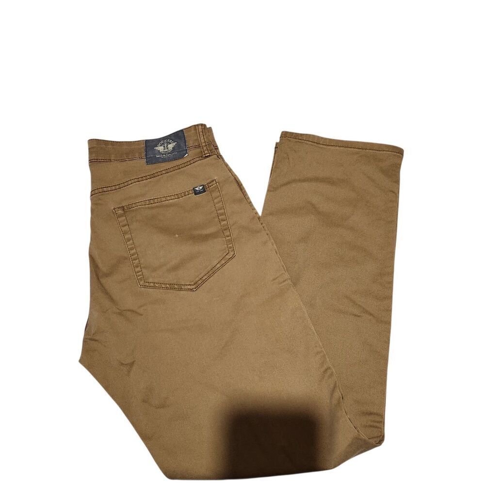 Dockers Pants Size 33x30 Color Khaki Straight Leg All Seasons Technology